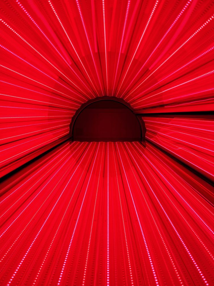 red light therapy bed