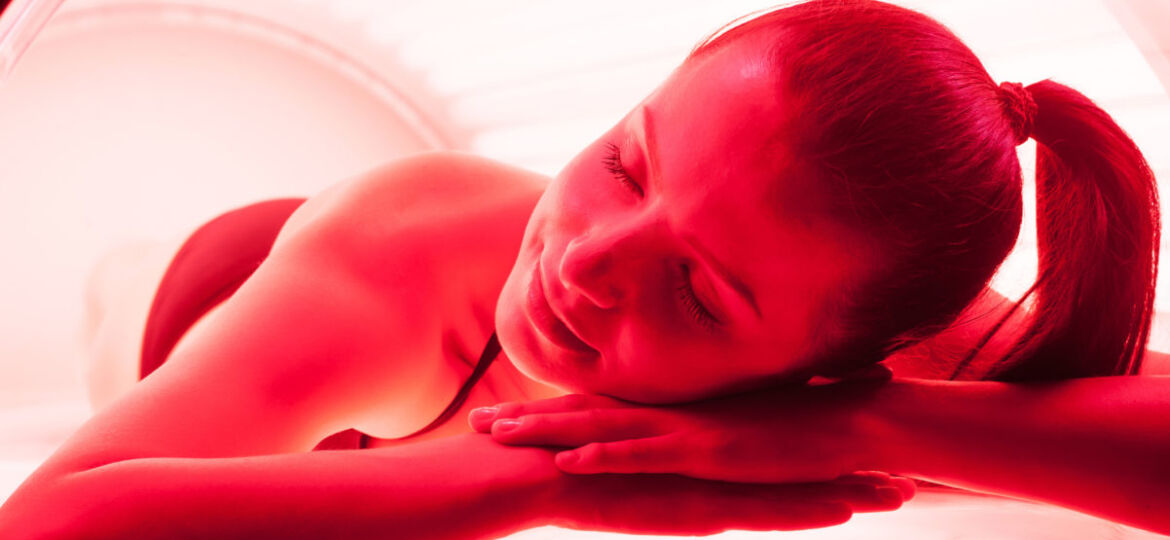 red-light-therapy-tanning-bed-1202x800